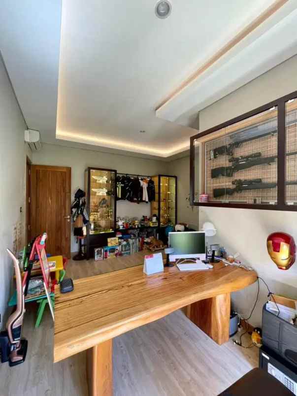 rumah mewah budi indah setiabudi dekat cipaku bandung