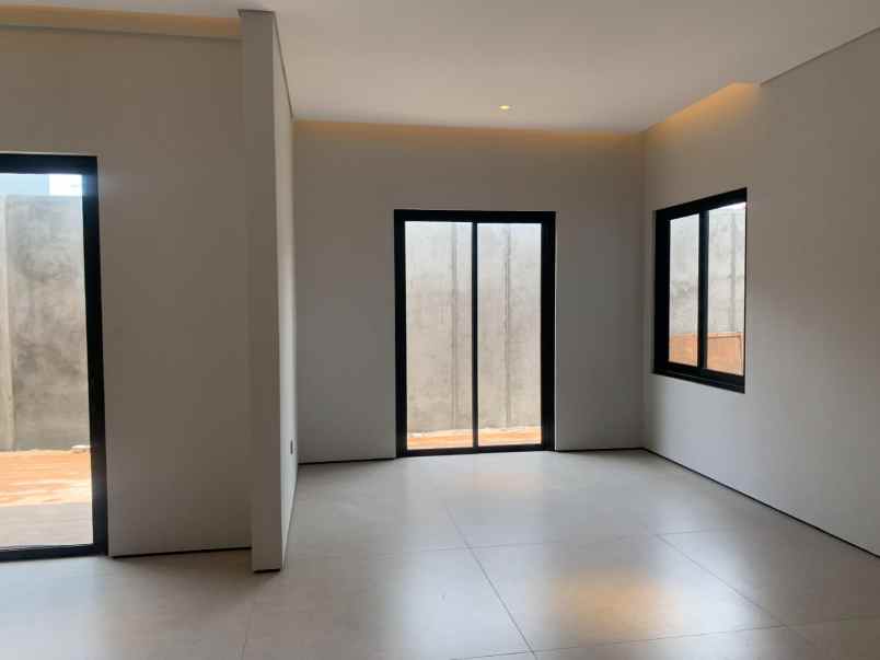 rumah mewah dalam cluster di pamulang