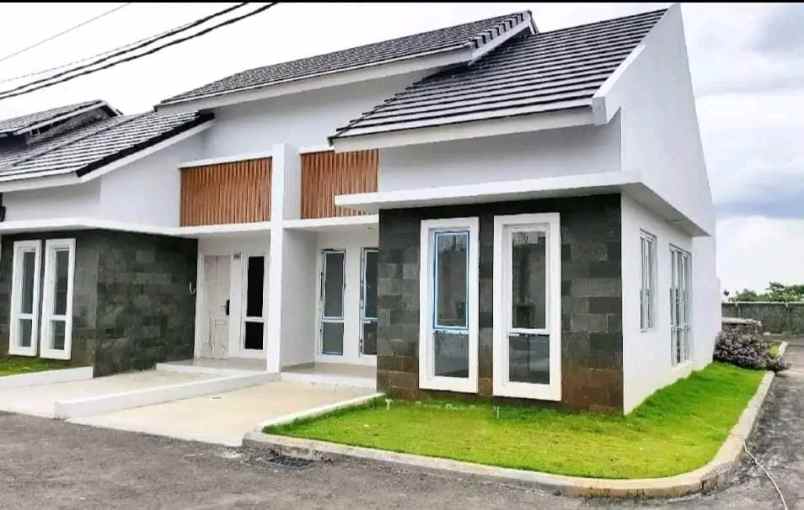 Rumah Mewah di Karawang Kota