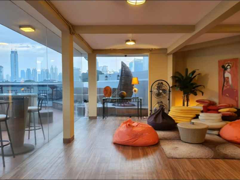 rumah mewah di menteng jakarta pusat