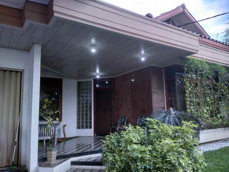 rumah mewah elit puri anjasmoro semarang barat