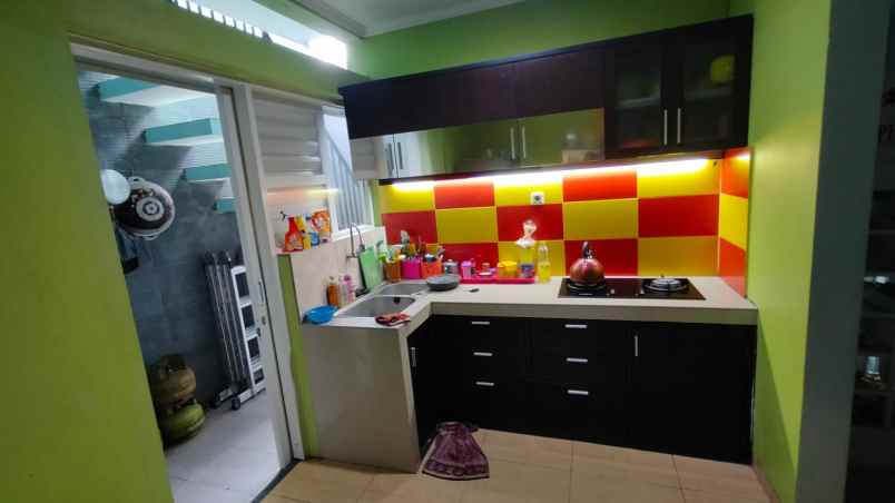 rumah mewah satu lantai dekat kampus undip tembalang