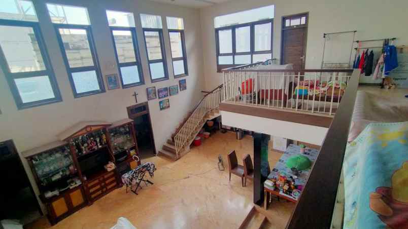 rumah mewah siap huni dharmahusada indah