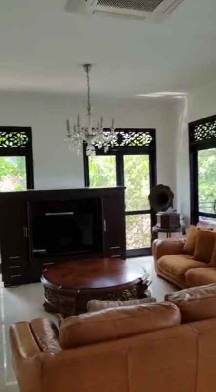 rumah mewah unik ukiran jati solo bukit sentul