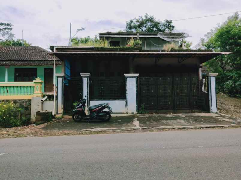rumah mojogedang karanganyar