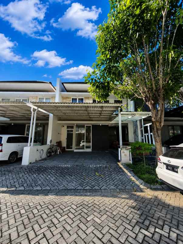 rumah monticello royal residence minimalis siap huni