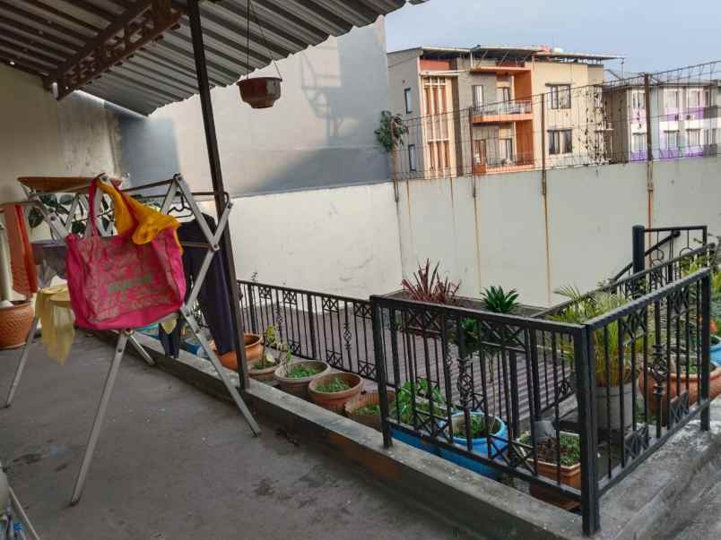 rumah murah shm sangat terawat di dago asri bandung