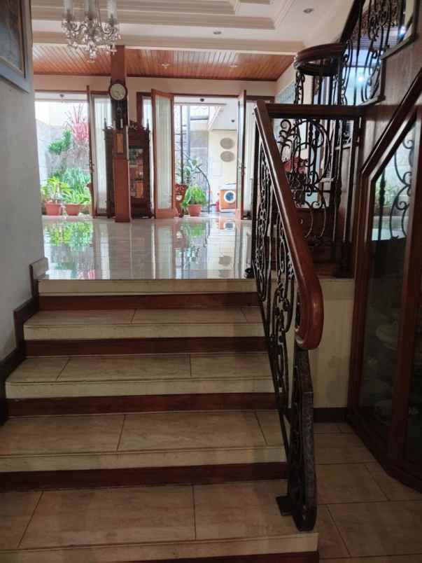 rumah murah shm sangat terawat di dago asri bandung