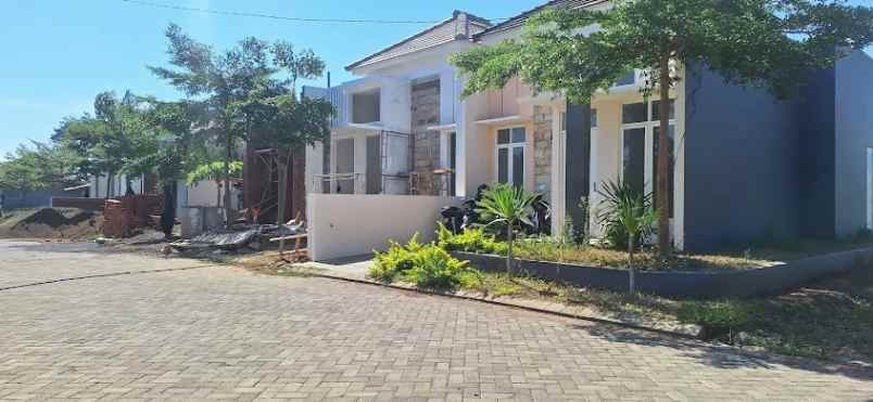 rumah nyaman kawasan asri dan berkembang