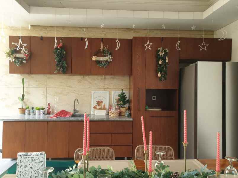 rumah pakuwon city villa royal minimalis siap huni