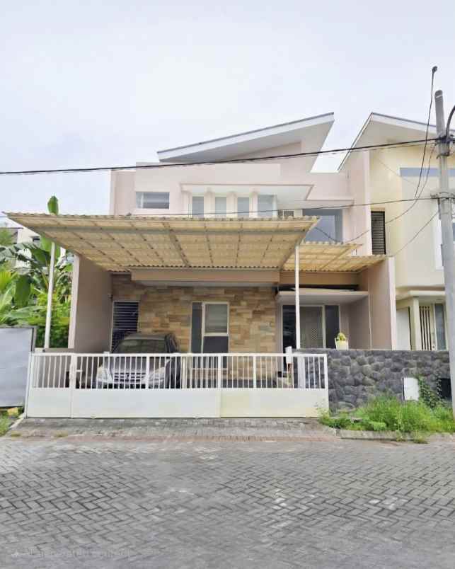 rumah pantai mentari minimalis siap huni