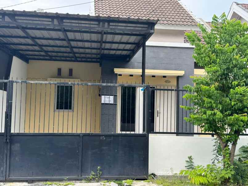rumah pondok jati row jalan 2 mobil sidoarjo
