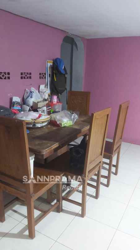 rumah second luas cagar alam dekat st depok rniml