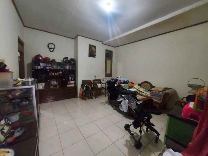 rumah second siap huni di pusat kota bekasi