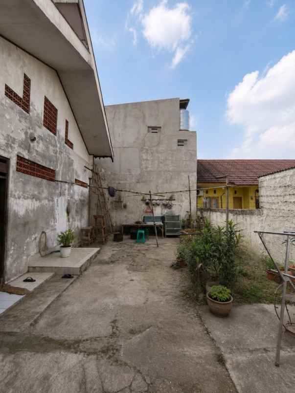 rumah secondary layak huni super strategis