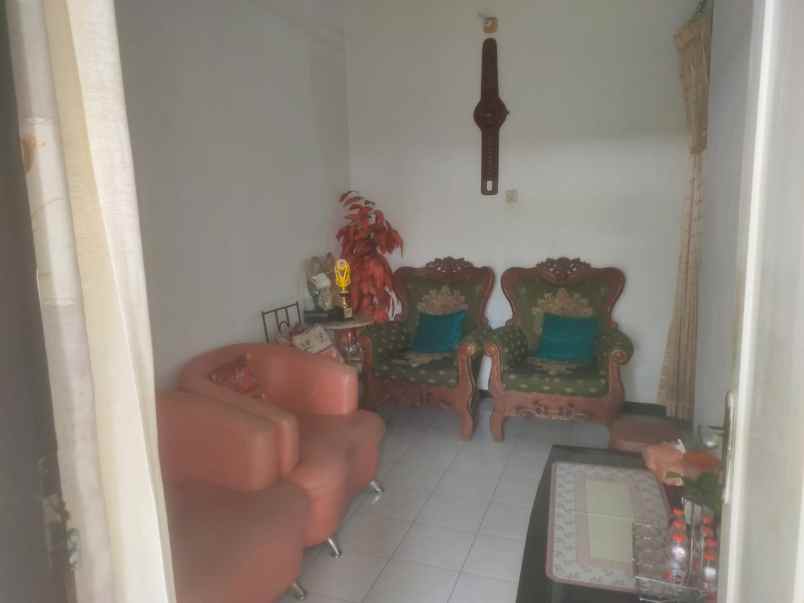 rumah siap huni 2 lantai lokasi sawojajar 2