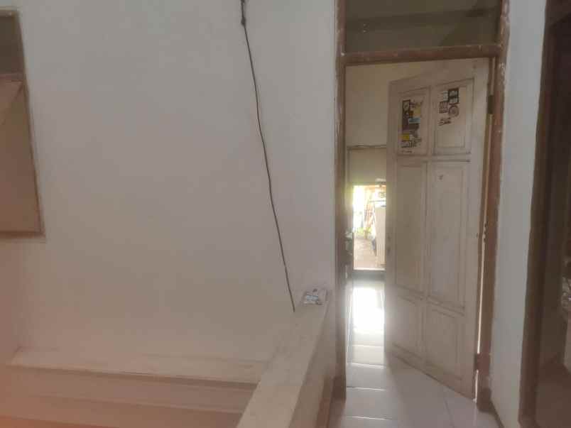 rumah siap huni 2 lantai lokasi sawojajar 2