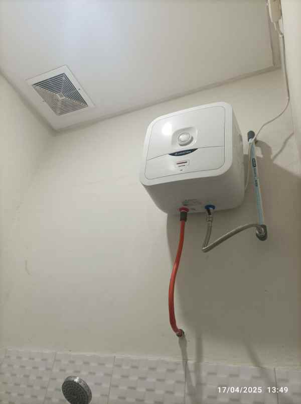 rumah siap huni di komplek tni aren jaya bekasi timur