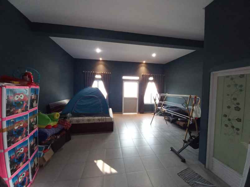 rumah siap huni di komplek tni aren jaya bekasi timur