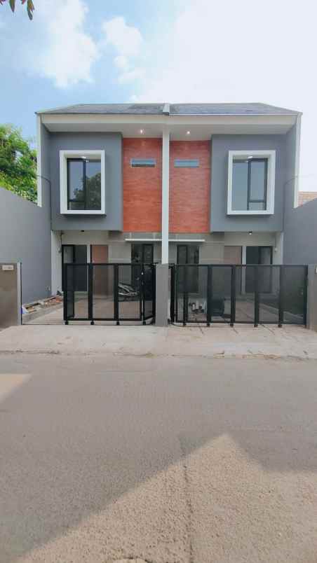 rumah siap huni di perumahan bukit nusa indah ciputat