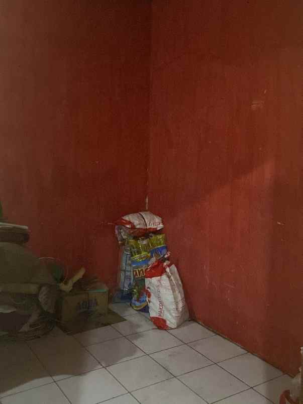 rumah siap huni dua lantai di majapahit semarang