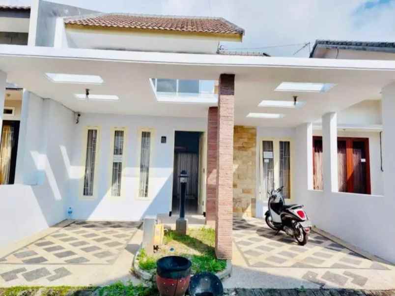 rumah siap huni lokasi di saxophone malang
