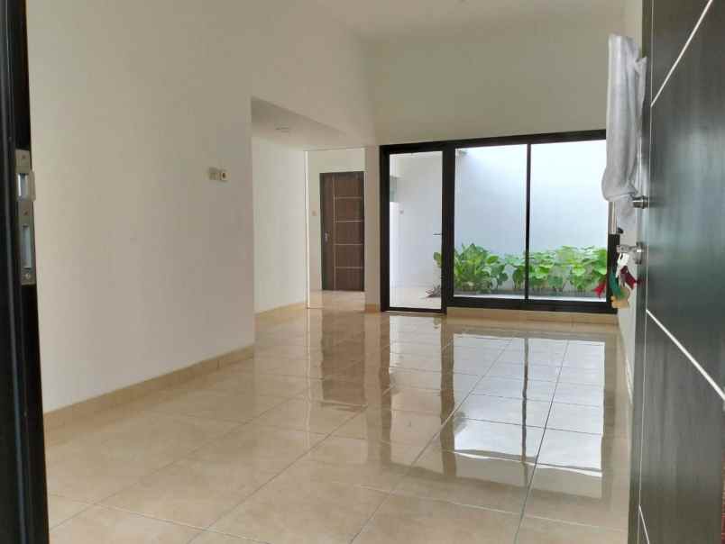 rumah siap huni wiguna timur hadap selatan