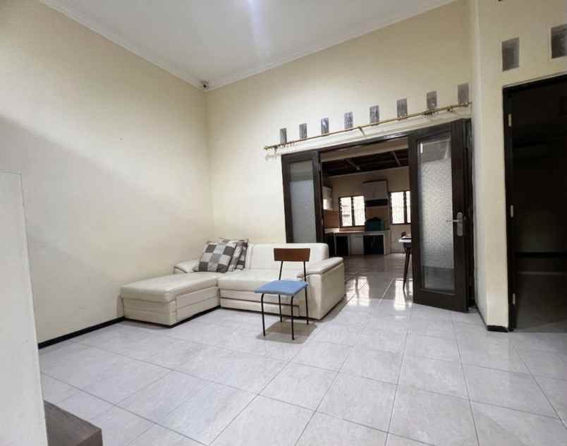 rumah strategis daerah singa supriyadi semarang