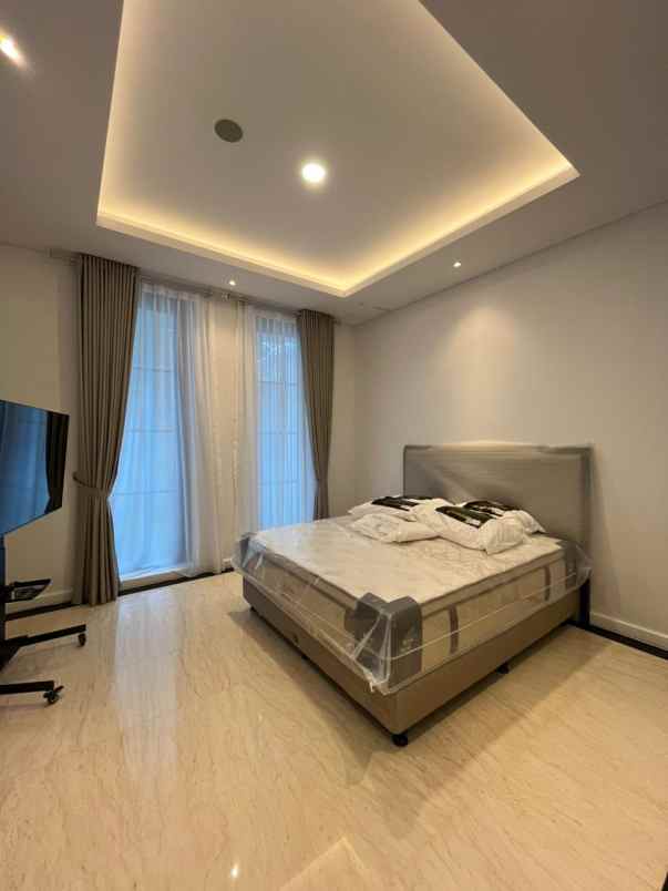 rumah super mewah di menteng jakarta pusat