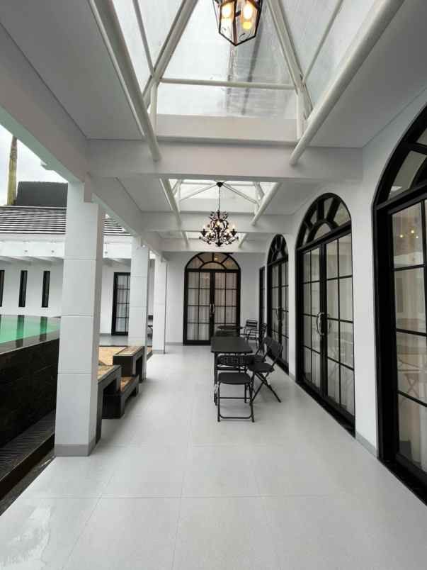 rumah super mewah di menteng jakarta pusat