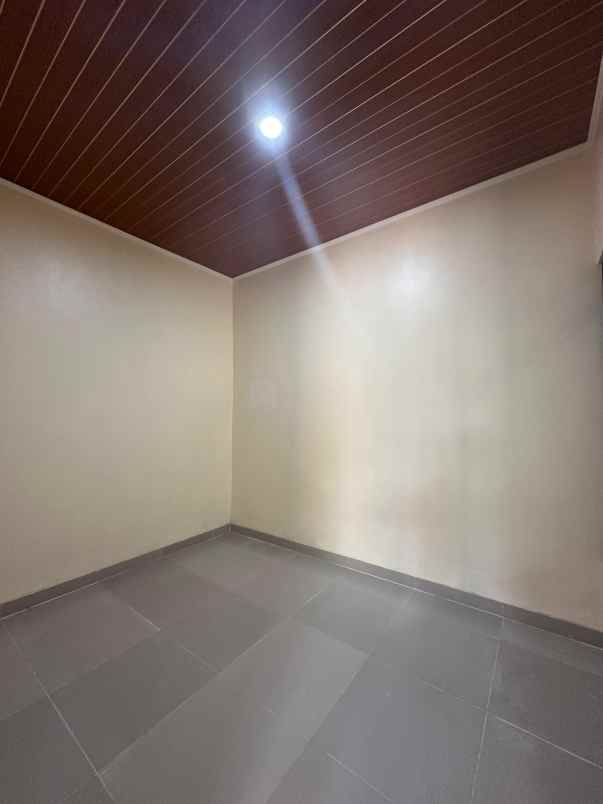 rumah take over di sawangan pengasinan depok