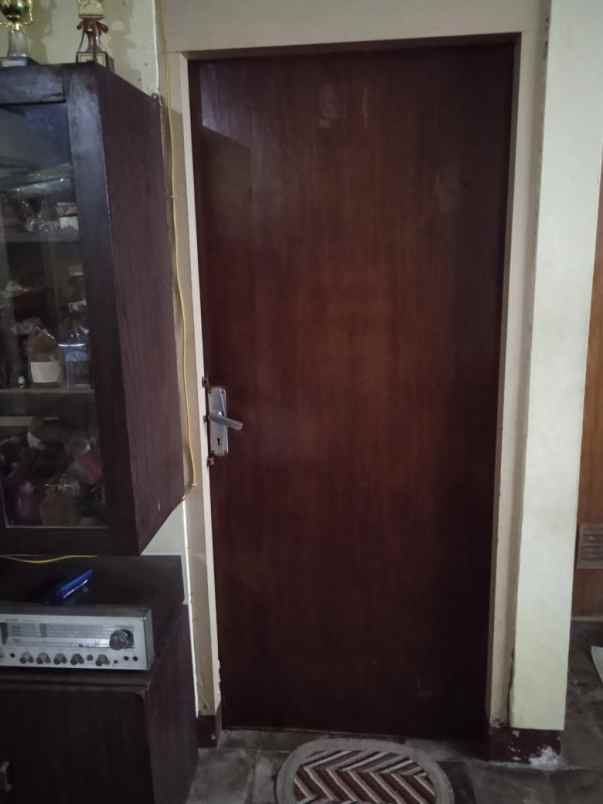 rumah tanah luas untuk kostan pd pinang jaksel