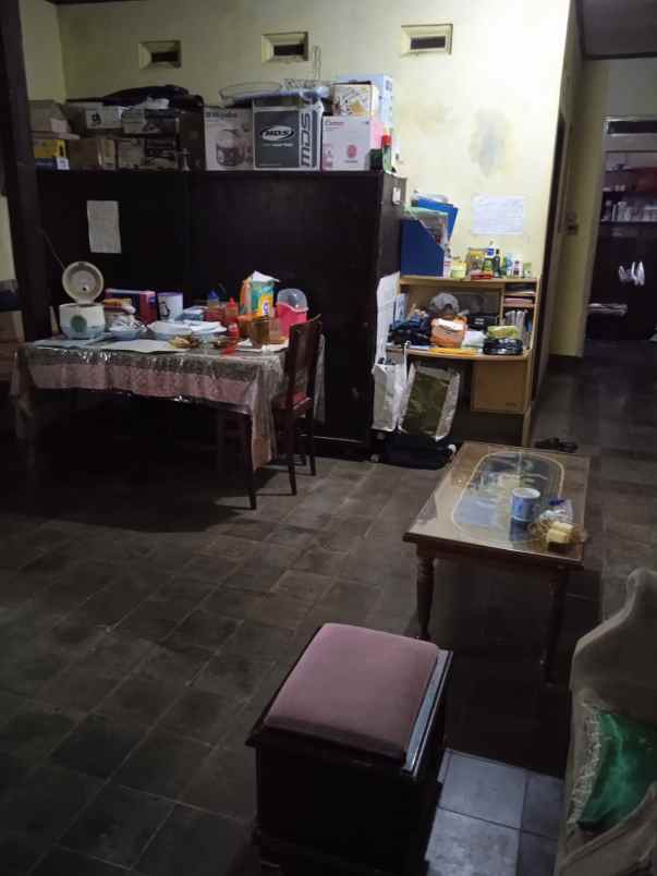 rumah tanah luas untuk kostan pd pinang jaksel