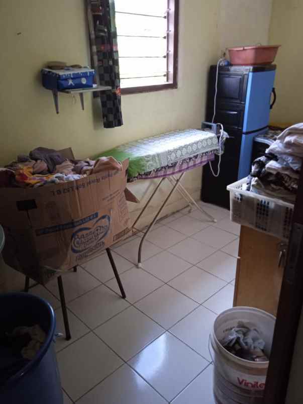 rumah tanah luas untuk kostan pd pinang jaksel