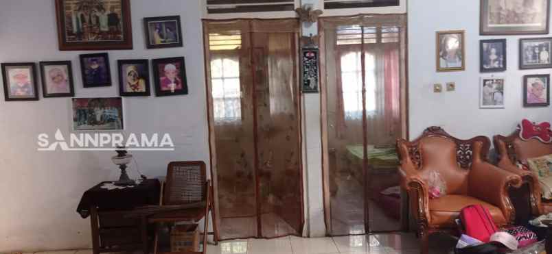 rumah tua hitung tanah cilandak strategis jaksel