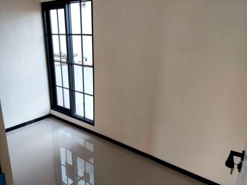 rumah villa grand arjuna karangploso malang