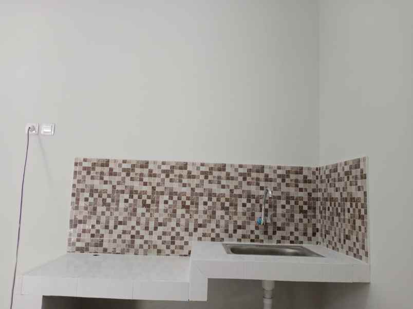 segera miliki rumah minimalis belakang umy