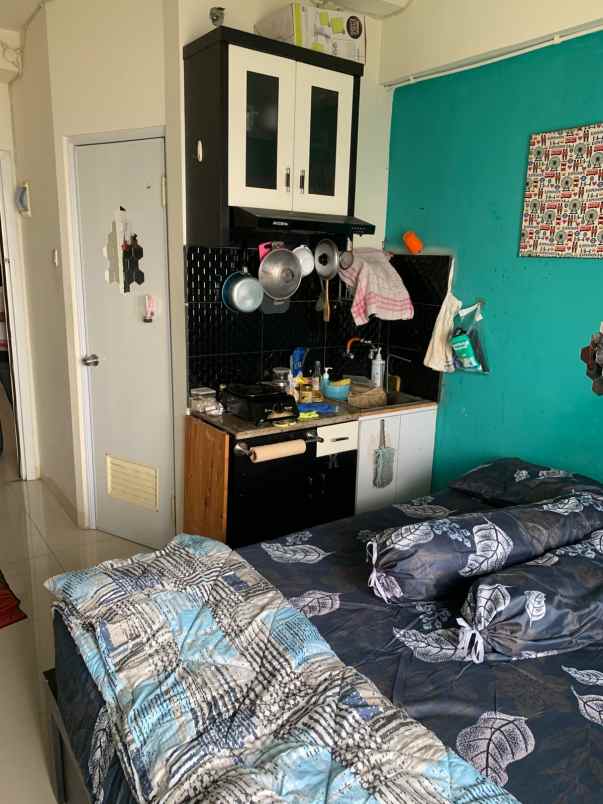sewa bulanan studio full furnished green pramuka city