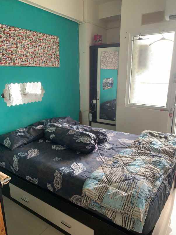 sewa bulanan studio full furnished green pramuka city