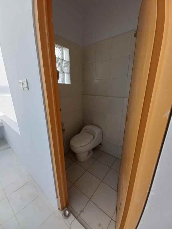 sewa ruko kawasan bagus rame