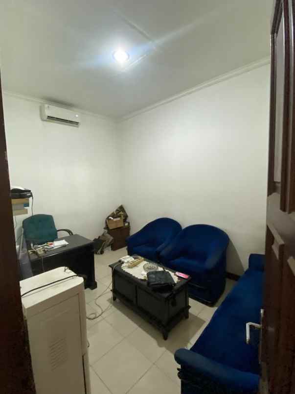 sewa ruko rumah di krukut taman sari jakarta barat