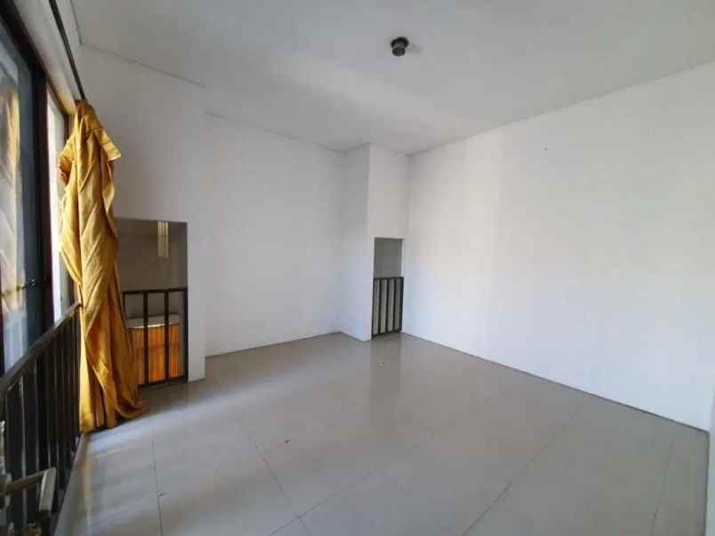 sewa rumah royal residence strategis dekat club house