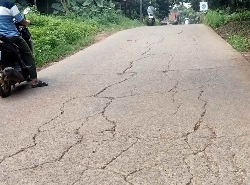 tanah komersil 1277 m2 setu bekasi