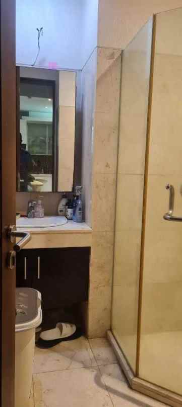 2 br 80 m2 lt 3 apartemen dago butik bandung