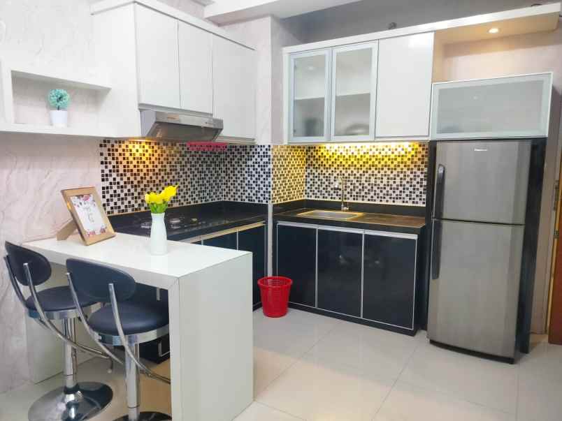 apartemen gunawangsa merr tower a lt25 interior mewah
