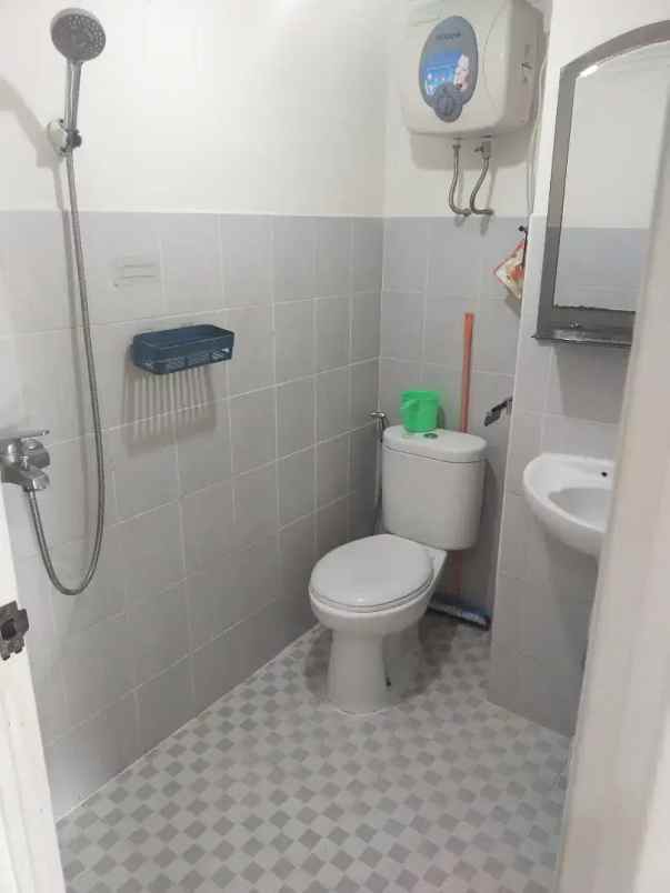 apartemen puncak kertajaya unit b21 full furnish