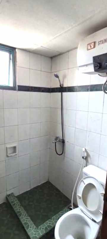 dijual apartemen apartemen graha cempaka mas