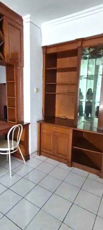 dijual apartemen apartemen graha cempaka mas