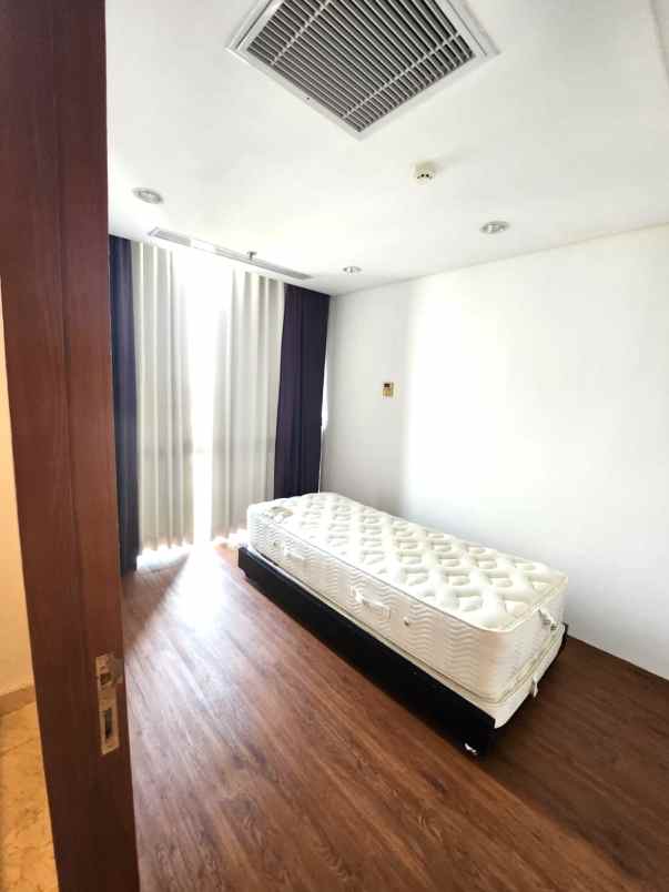dijual apartemen apartemen the summit