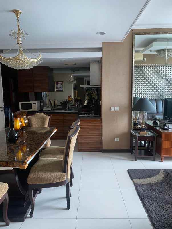 dijual apartemen ciputra world